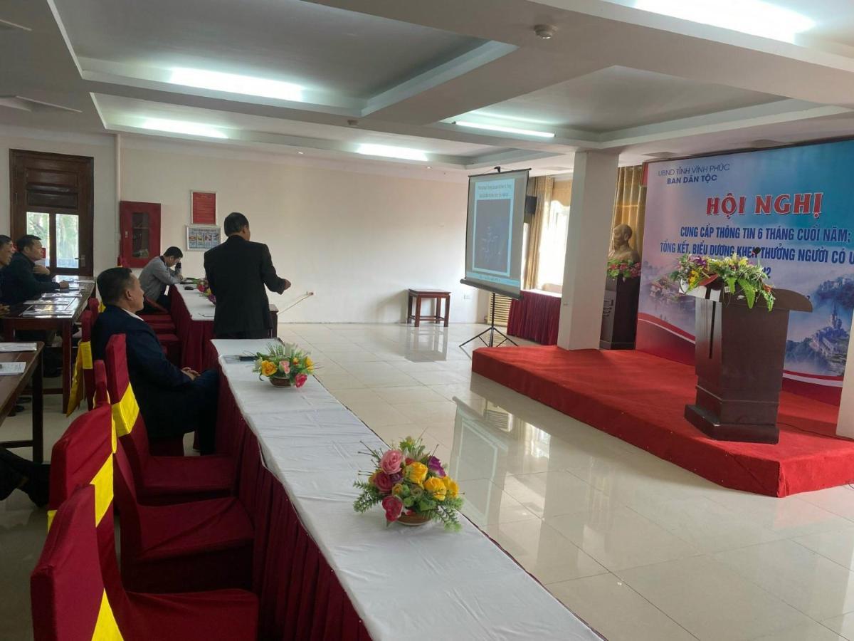 Trung Du Hotel Vinh Yen Ngoại thất bức ảnh